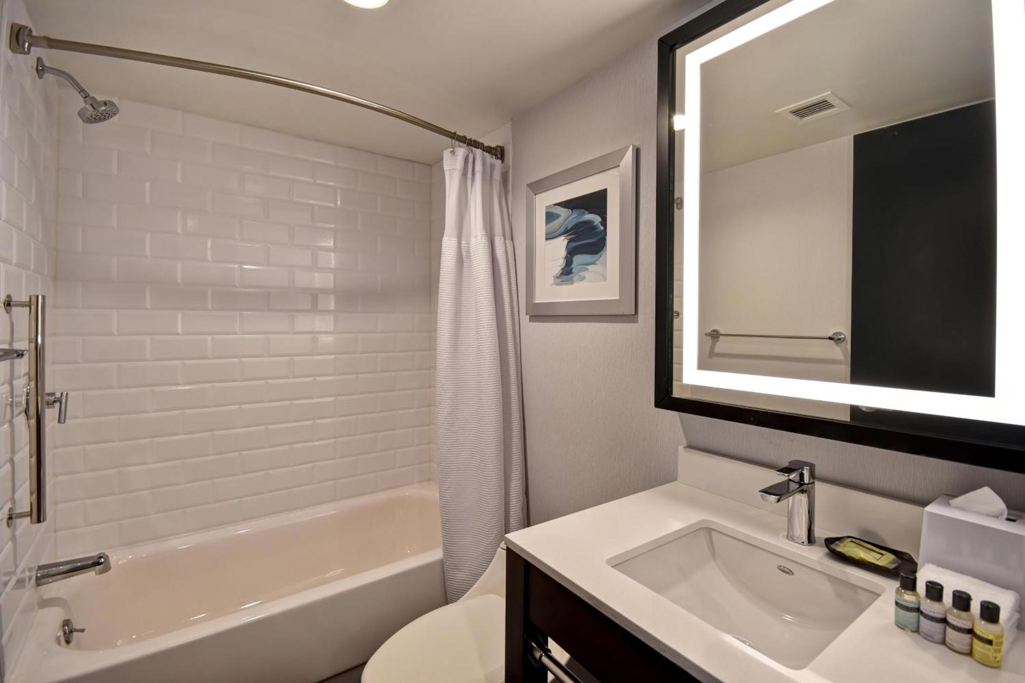 Four Points By Sheraton Boston Newton Luaran gambar
